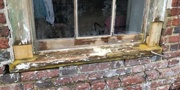 molded window sill